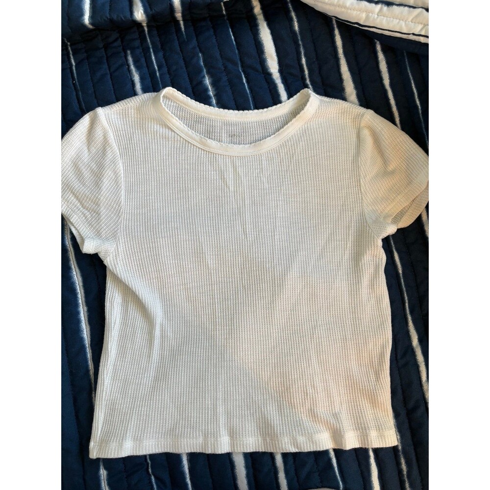 See-through white aerie cropped tee